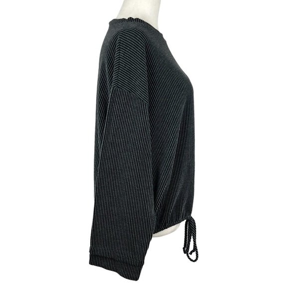 molly GREEN TEXTURED WOMEN'S TOP WITH TIE WAIST - Picture 4 of 11